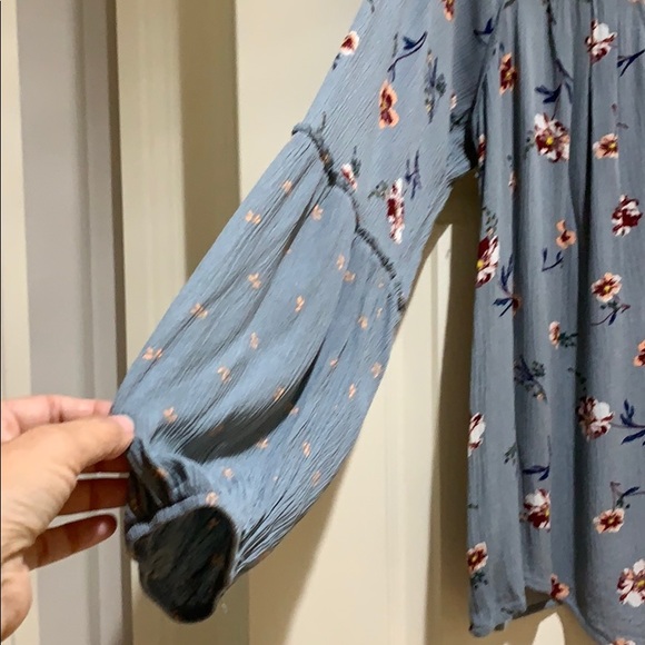 Perfect blouse - Picture 2 of 5